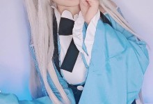 汐兔子cos八重樱护士cosplay，再现角色最真实的一面。